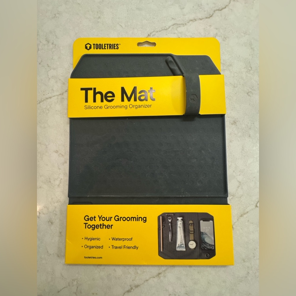 Gray Grooming Tools Organizer Mat